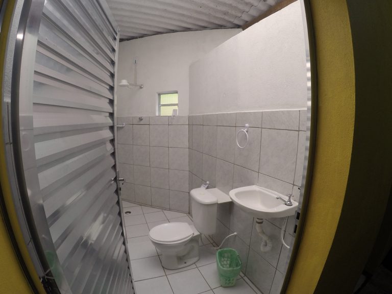 banheiros dorm 003